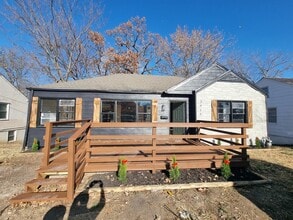 Building Photo - 7919 Hickman Mills Dr