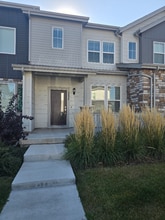 Building Photo - 5387 Euclid Dr