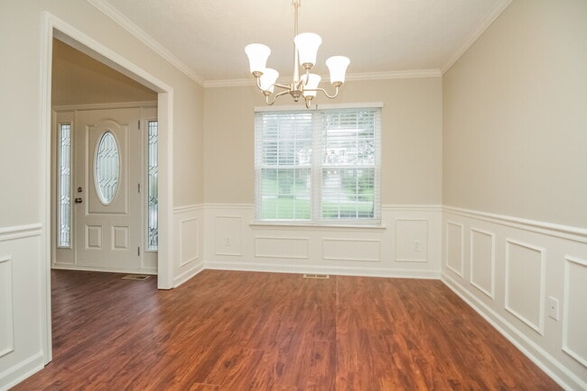 Building Photo - 1209 Highland Hills Dr