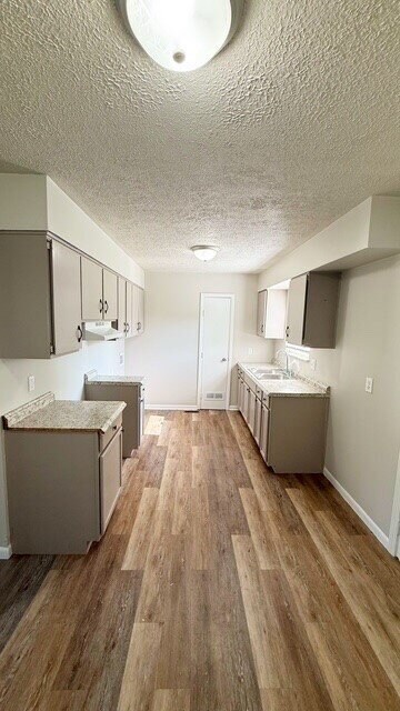 Building Photo - SOUTH EAST/BEECH GROVE 3 BEDROOM 1.5 BATH RANCH RECENTLY UPDATED!