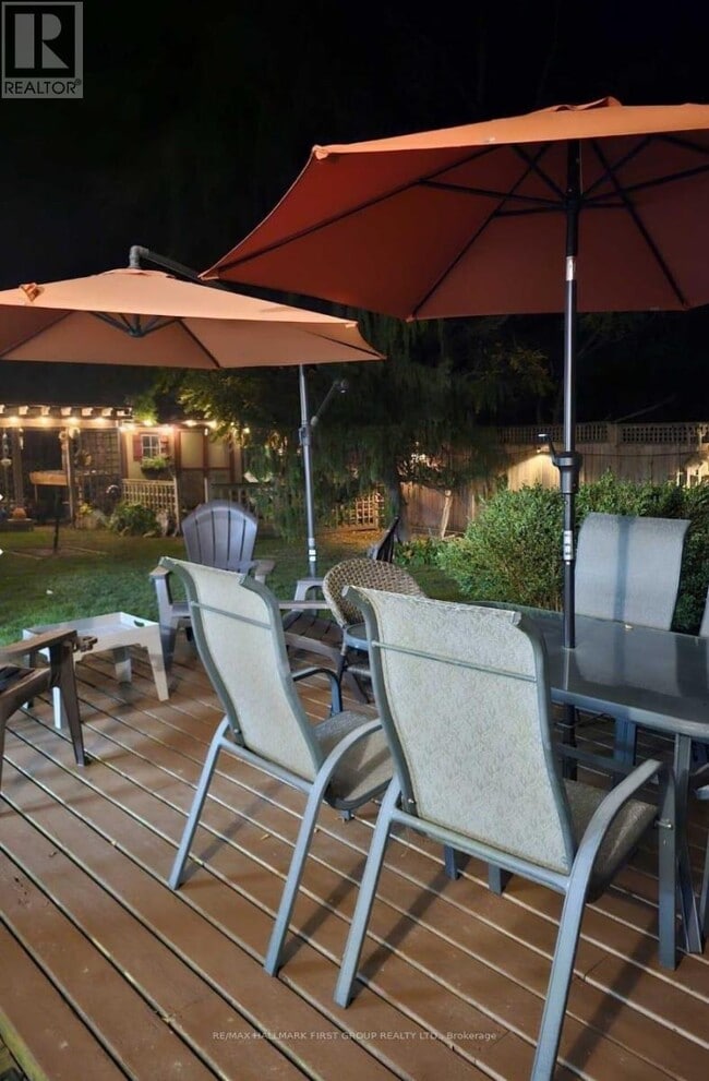 Building Photo - 19 Orchard Cres