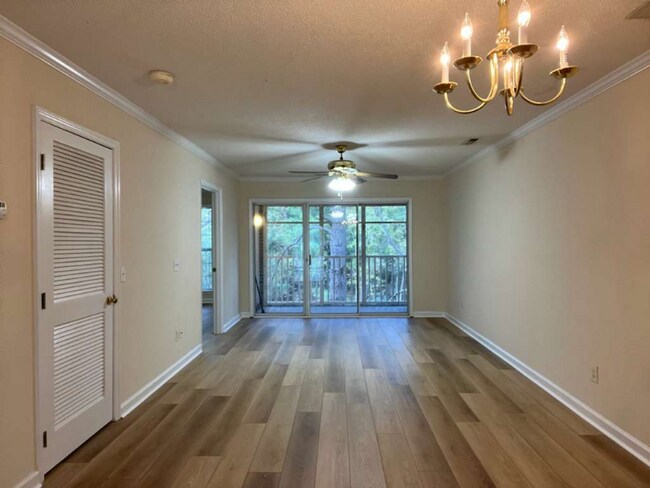 Foto del edificio - 4025 Sandtrap Ave