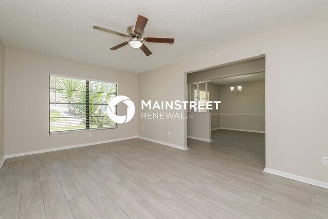 Foto del edificio - 3 Bedroom Pet-Friendly Home in tampa, FL with Main Street Renewal