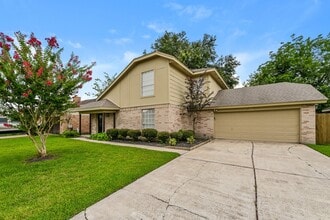 Building Photo - 1518 Washington Dr