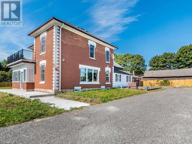 Building Photo - 12 Orangeville St