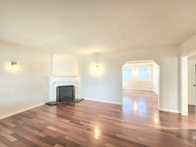 Foto del edificio - two bedroom duplex
