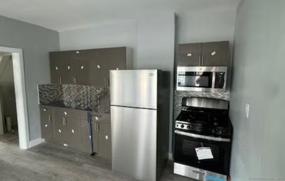 Foto principal - 657 Maple St