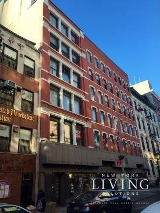 Building Photo - 13 Elizabeth St