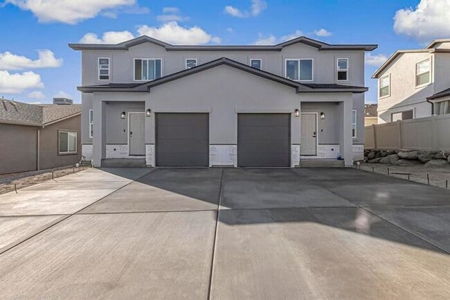 Stylish & Move-In Ready Homes in the Desir... - Stylish & Move-In Ready Homes in the Desir...