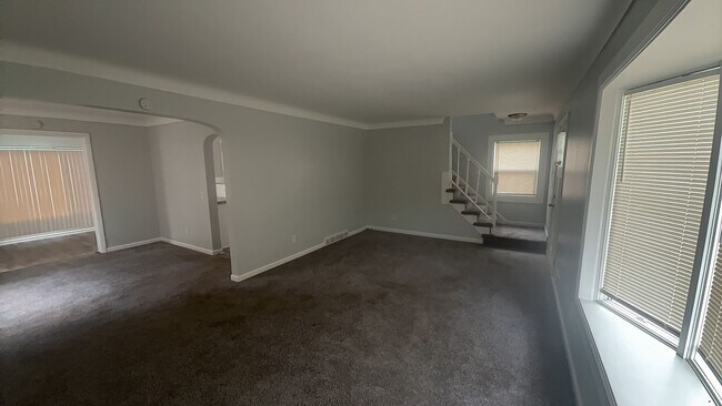 Foto del edificio - 2206 Dundee Ave
