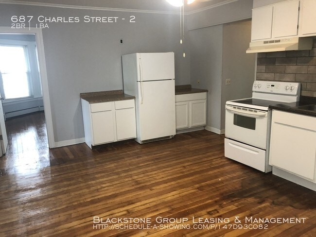 Foto del edificio - 687 Charles Street