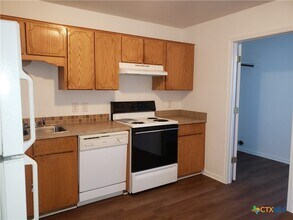 Building Photo - 4201 Primrose Dr