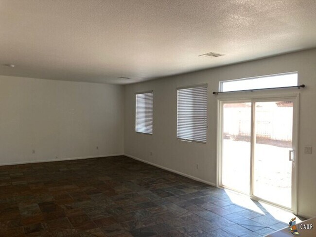 Building Photo - 1248 D Hinojosa St