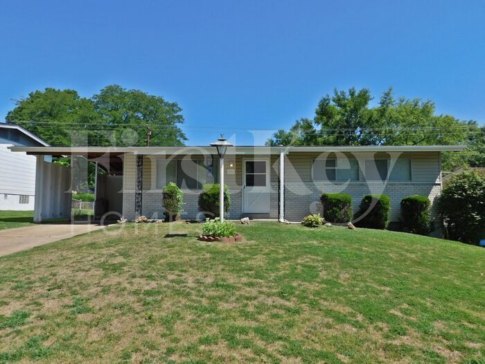 Primary Photo - 1757 Keelen Dr