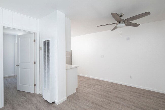 Foto del edificio - Beautiful1 Bedroom Near SDSU with Onsite Laundry!