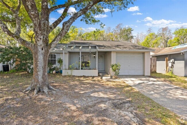 Building Photo - 2906 Cedaridge Dr