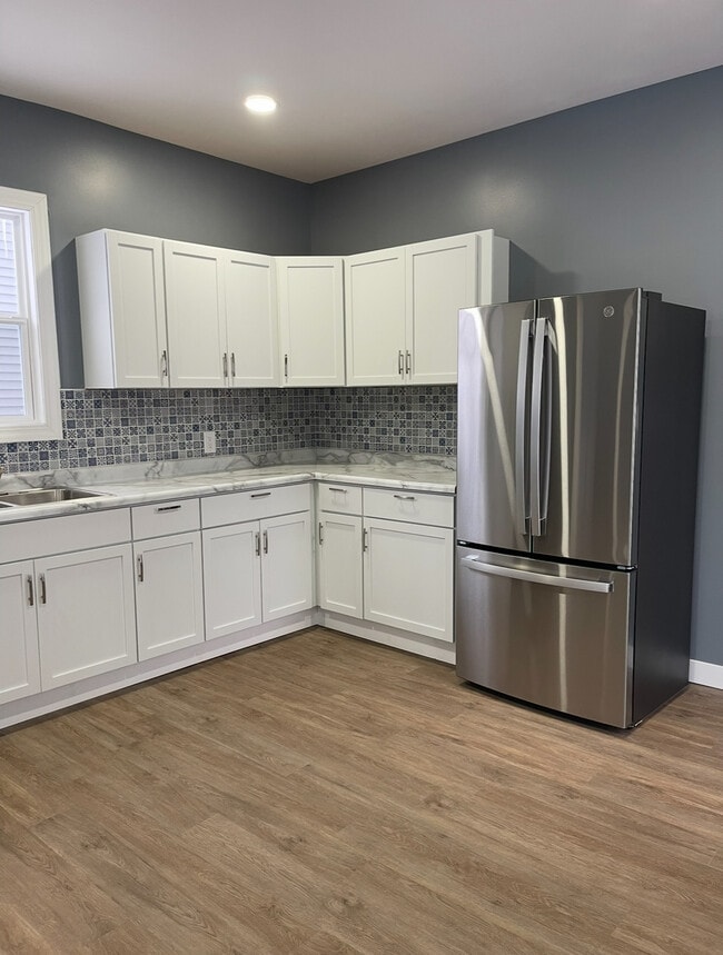 Building Photo - 1032 Denner St