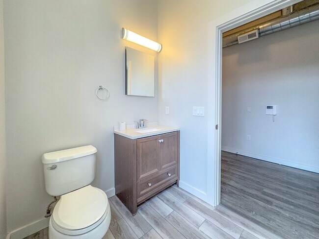 Building Photo - 1435-1437-1439 State Street