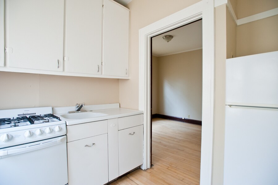 Foto principal - 1603 N Van Buren St