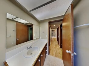 Building Photo - 1307 SW 355th Pl
