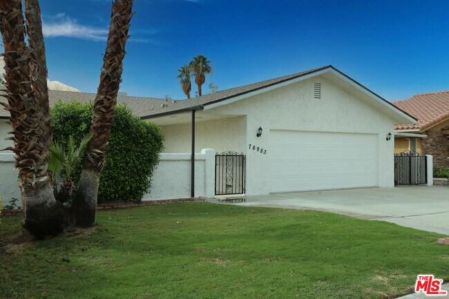 Foto del edificio - 76983 California Dr