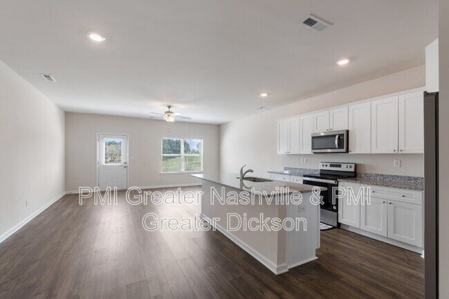 Foto del edificio - 404 Masters Way