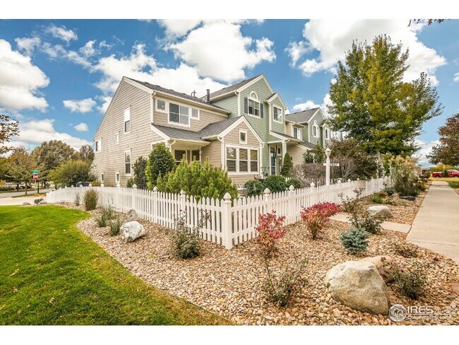 Photo - 1997 Halfmoon Cir Townhome