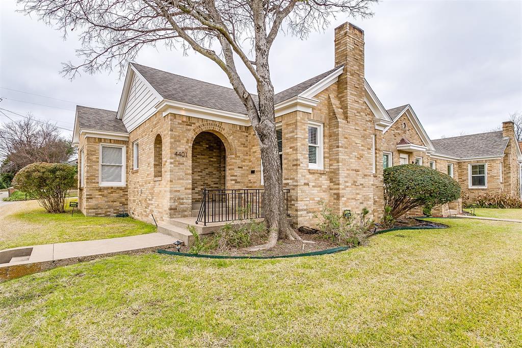 4401 Pershing Ave, Fort Worth, TX 76107 Room for Rent in Fort Worth