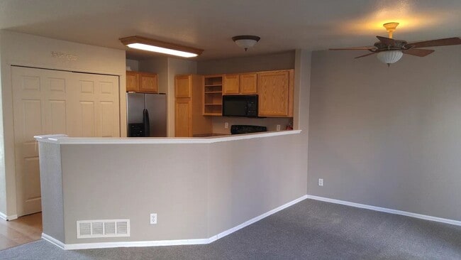 Building Photo - Charming 2BR Townhome in Thornton