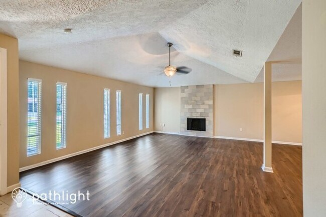 Building Photo - 2414 Stillmeadow Drive, Missouri City, TX,...