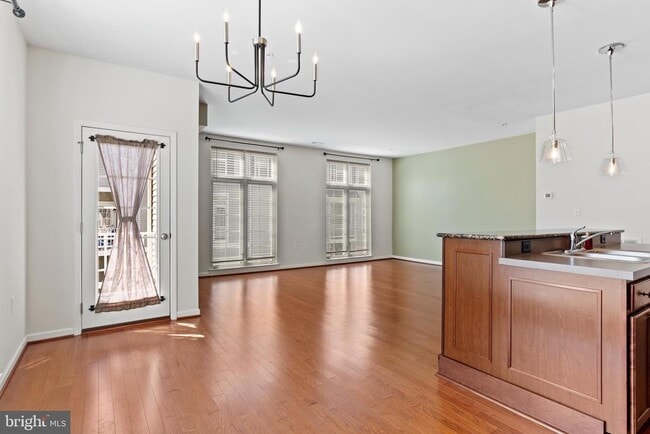 Foto del edificio - 3030 Meridian Cmns