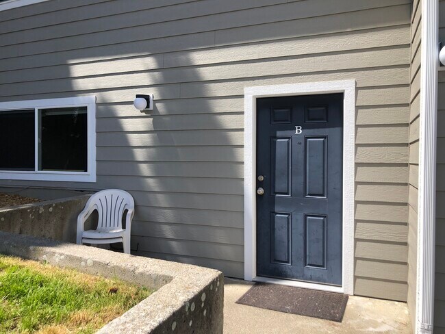 Foto del edificio - 210 NW Tingley St