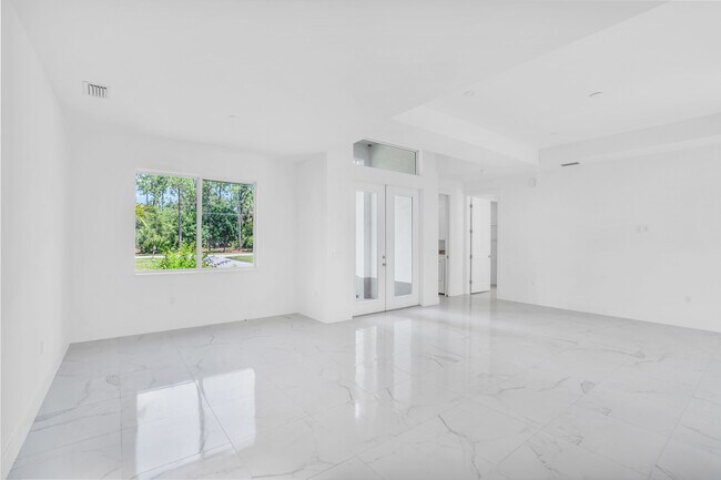 Foto del edificio - 3262 10th Ave SE