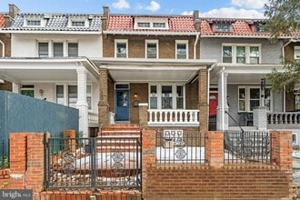 Building Photo - 7139 Georgia Ave NW