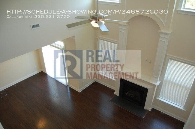 Building Photo - 5305 Roshni Terrace
