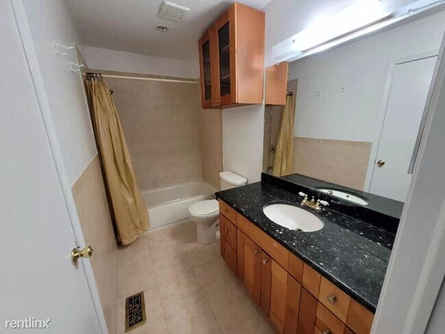Foto del edificio - 3 br, 1.5 bath Townhome - 91 Cortland Ln