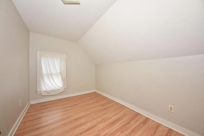 Foto del edificio - 2166 S 6th St