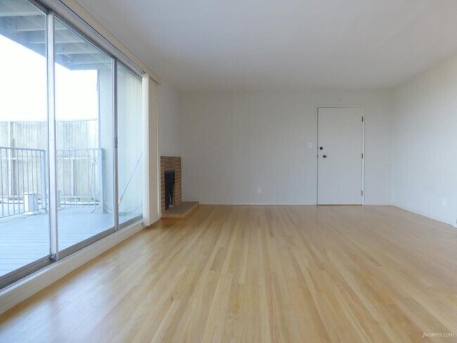 Foto del edificio - 795 Burnett Ave