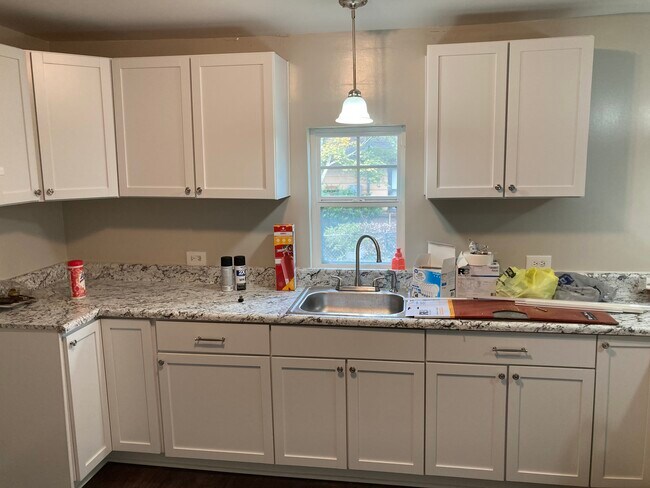 Foto del edificio - 1313 Keith St