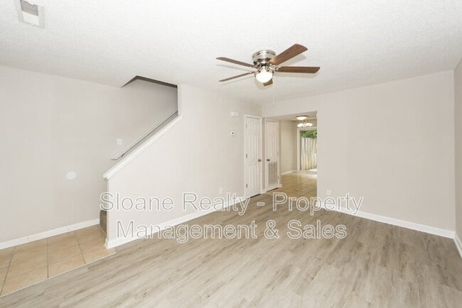 Building Photo - 1297 Mathis Ferry Rd