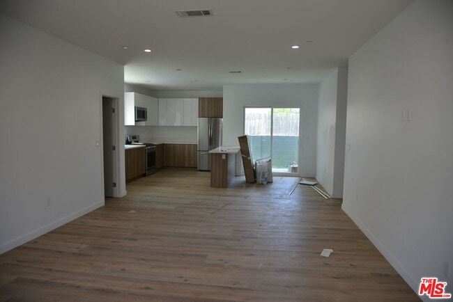 Building Photo - 4601 Pickford St