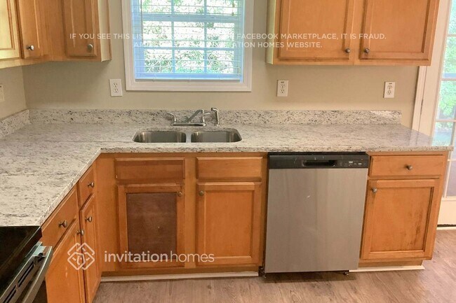 Foto del edificio - 155 Hidden Brook Trail