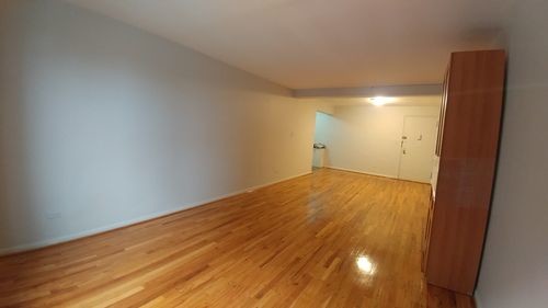 Foto del edificio - 880 68th St
