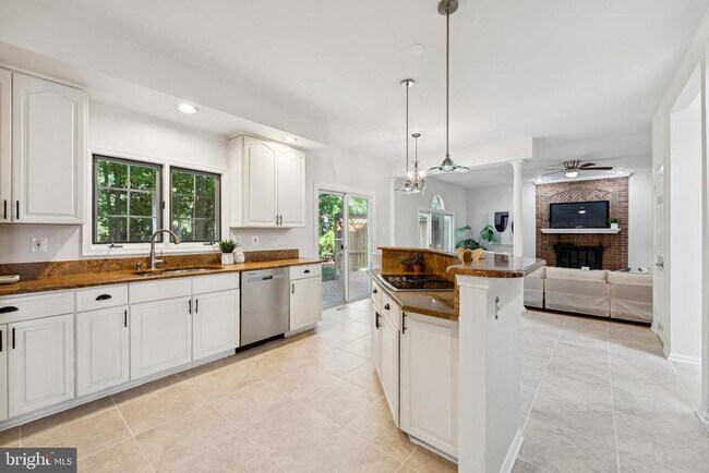 Building Photo - 8410 Copperleaf Ct