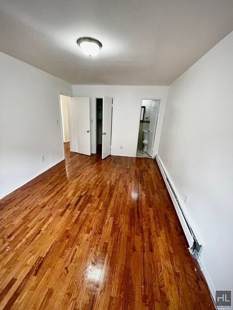 Foto del edificio - 164-48 84 Avenue - Unit 2