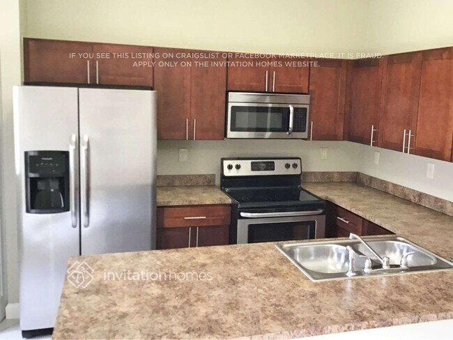Foto del edificio - 14146 SW 160th Ct