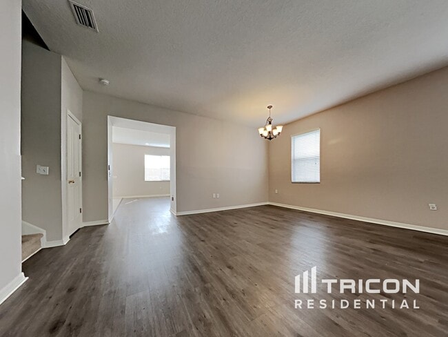 Foto del edificio - 19706 Timberbluff Dr