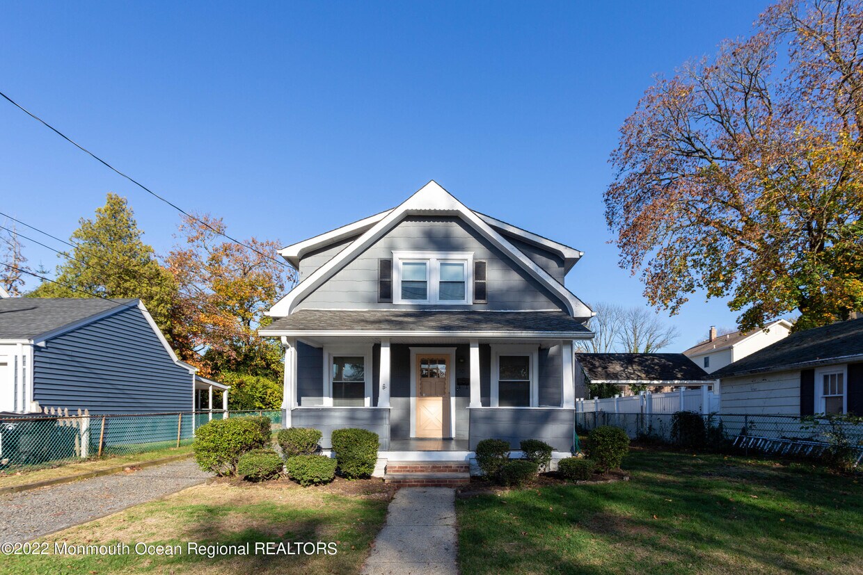 Primary Photo - 50 Applegate St