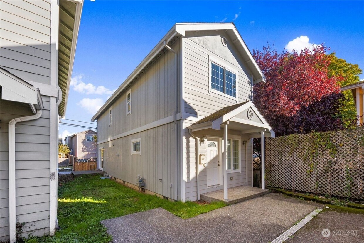 Foto principal - Spacious 3-Bedroom - Modern Comfort and St...