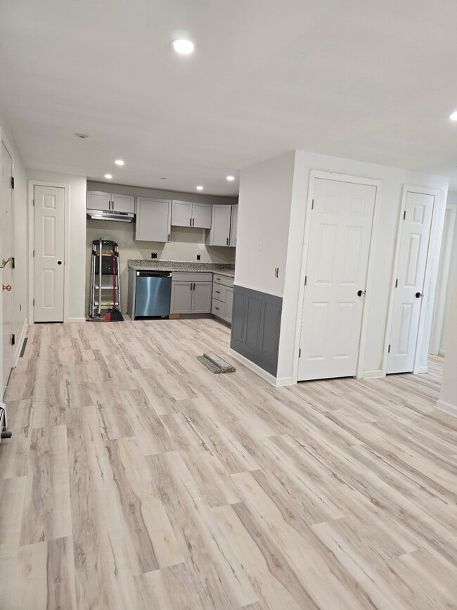 Foto del edificio - 2200 White Cedar Blvd